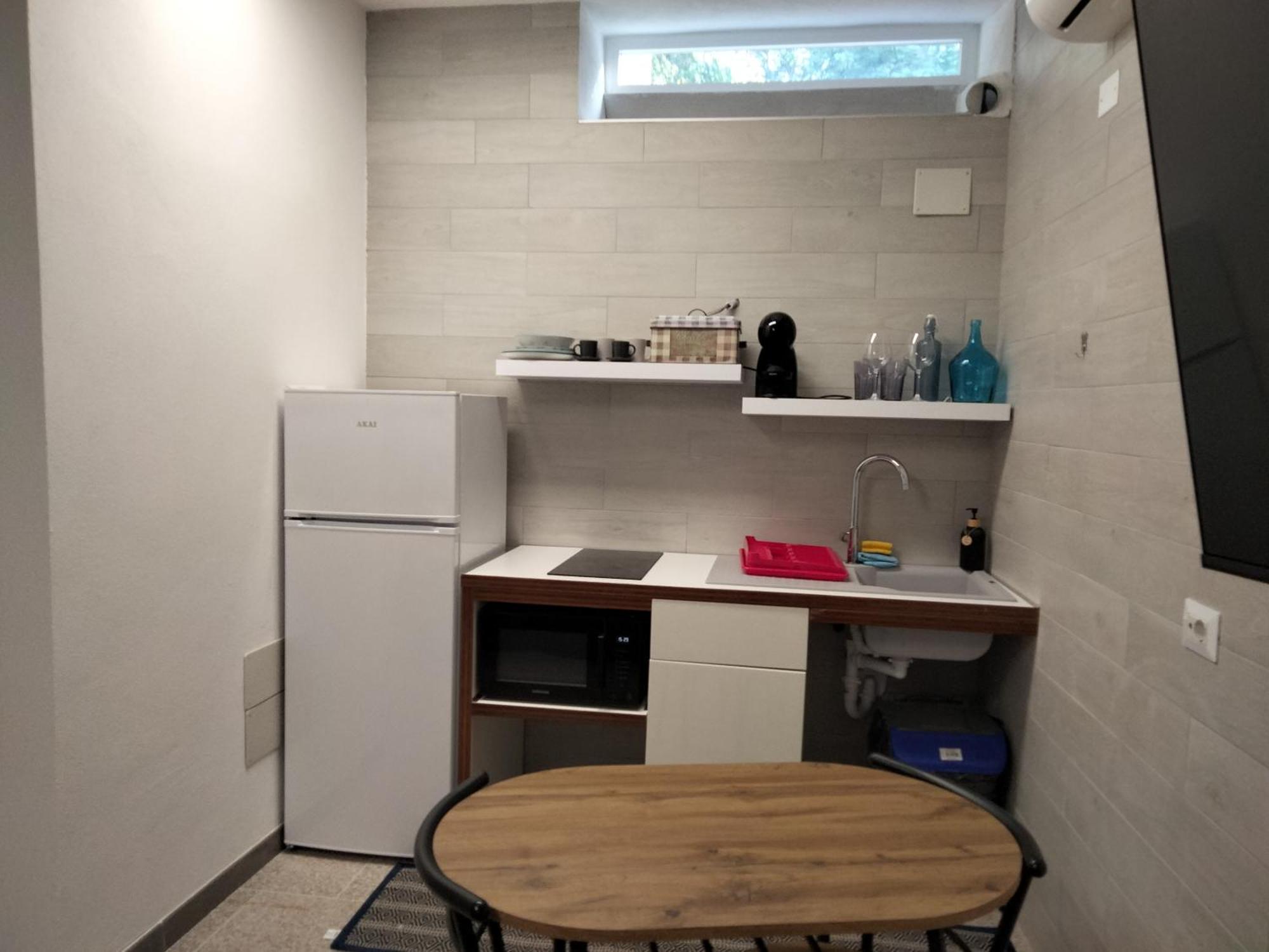 La Cantina Mini Appartamento Elmas Exterior foto